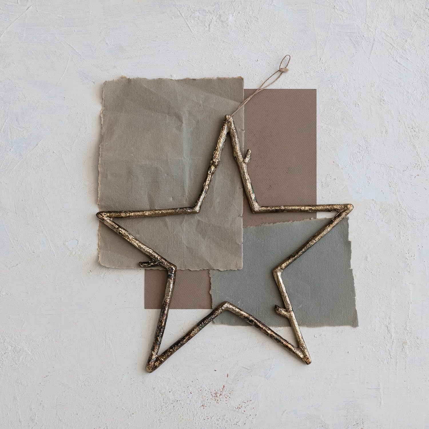 Creative Co-Op Metal Twig Star Ornament, Antique Gold Finish
